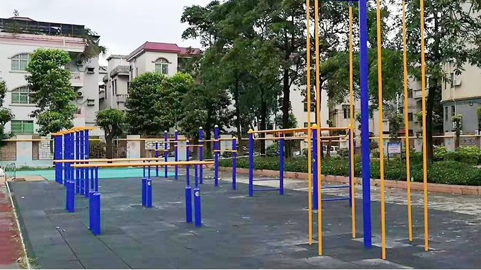 公園健身器材