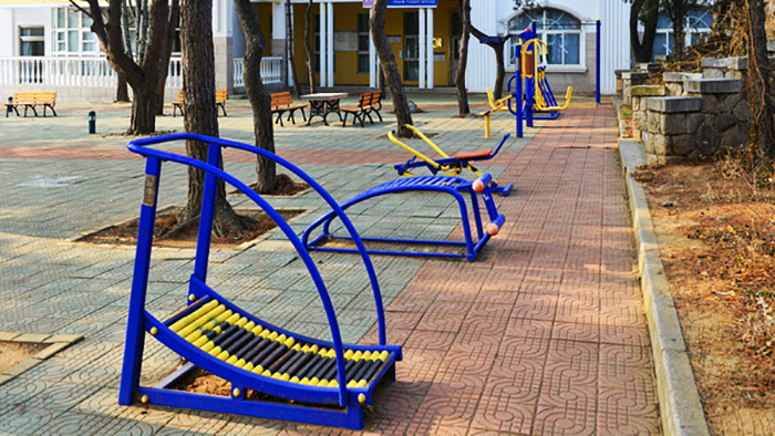 室外運(yùn)動(dòng)健身