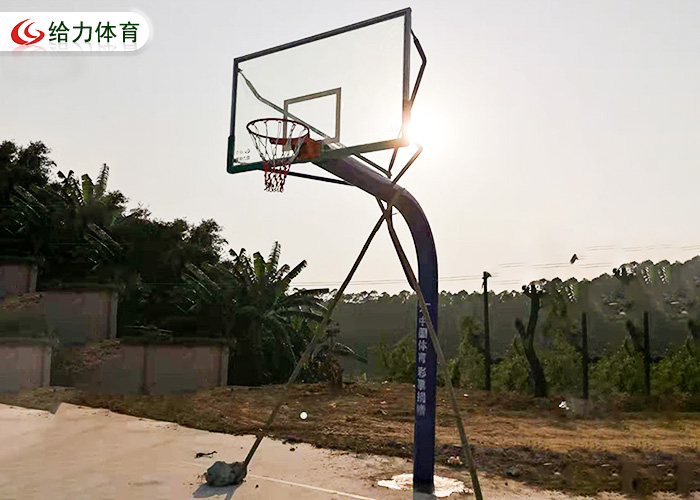 籃球架